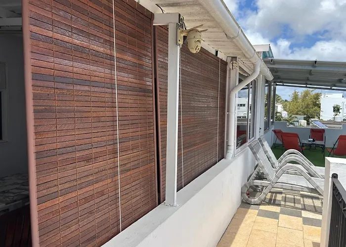 Corinne Villa 300M From The Beach